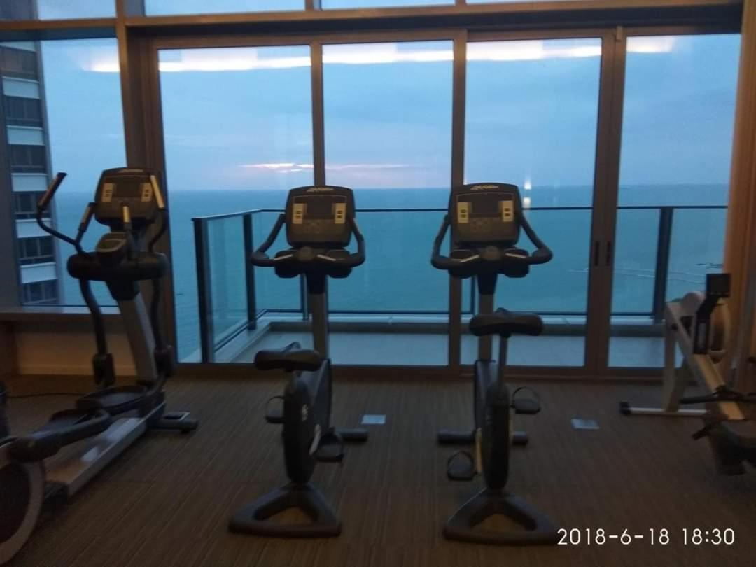 Sea View Apartment In Pattaya Exterior foto