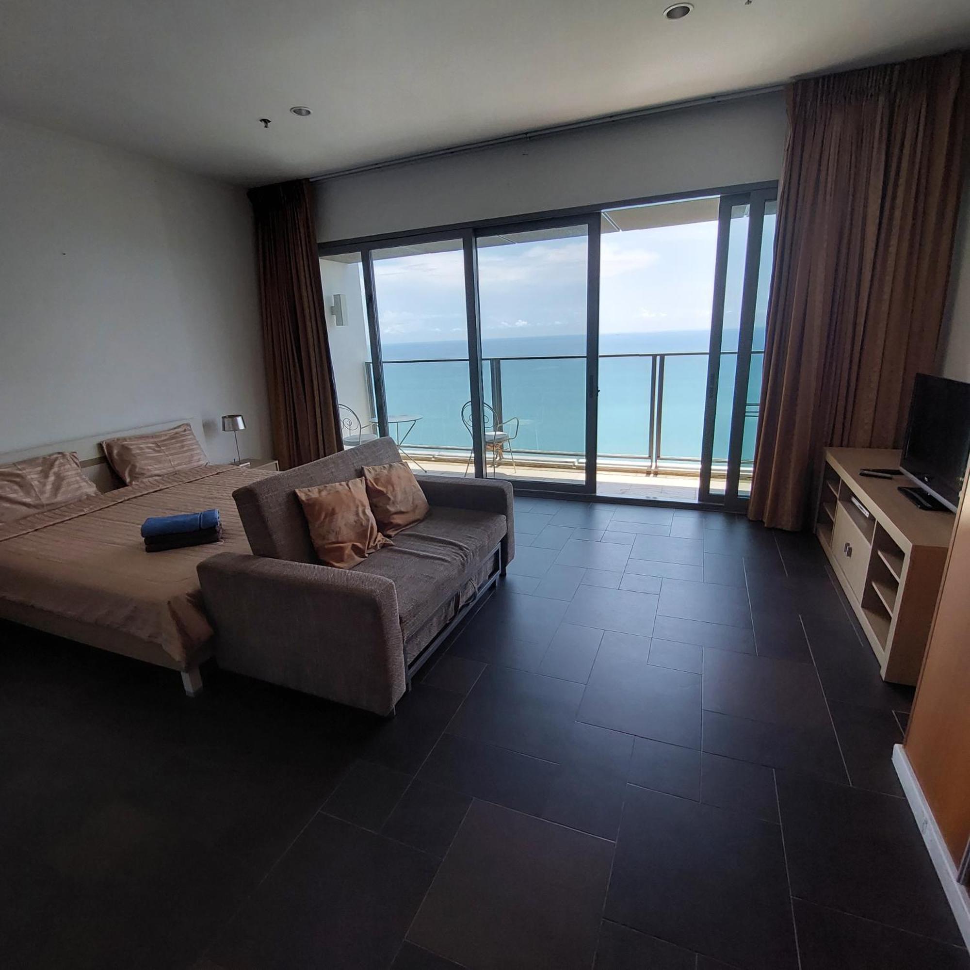 Sea View Apartment In Pattaya Exterior foto